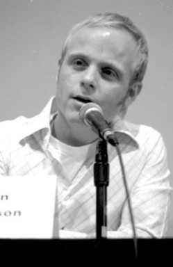 dan-2003-12-03_z