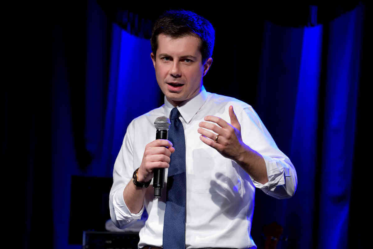 Buttigieg Raises Money in Williamsburg|Buttigieg Raises Money in Williamsburg|Buttigieg Raises Money in Williamsburg|Buttigieg Raises Money in Williamsburg