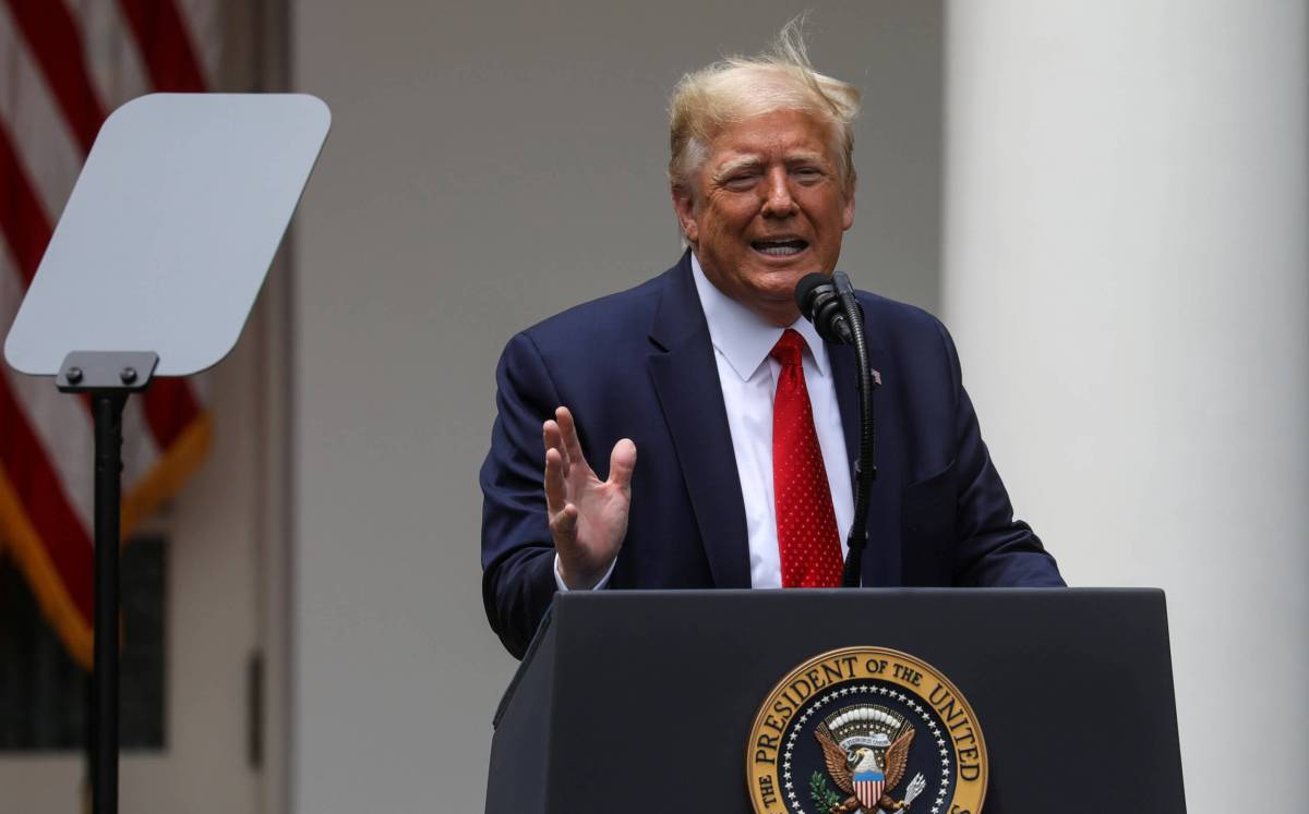 FILE PHOTO: U.S. President Trump signs executive order on police reform at the White House in Washington