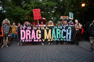 Drag March