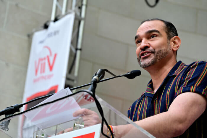 Broadway performer and former GMHC client Javier Munoz thanks GMHC.