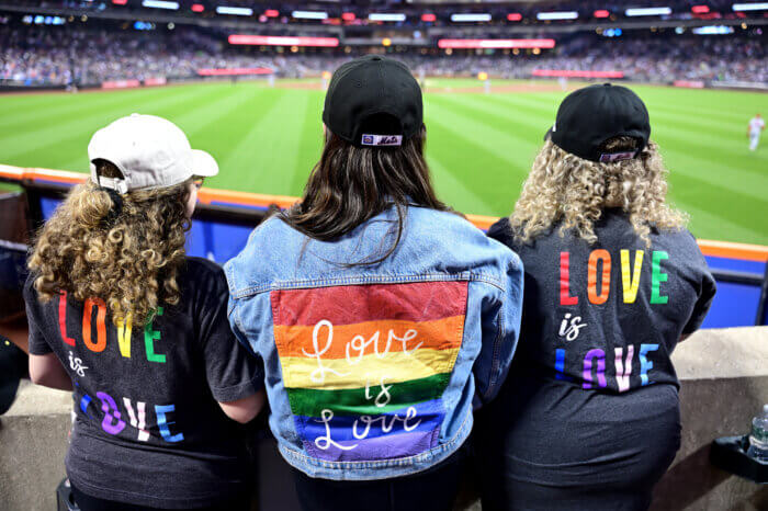 Love is love! Let's go Mets!